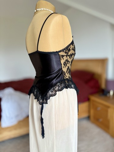 Vintage lovelace satin - vintage,