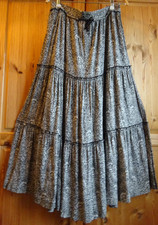 C&A Maxirock  Stufenrock 44