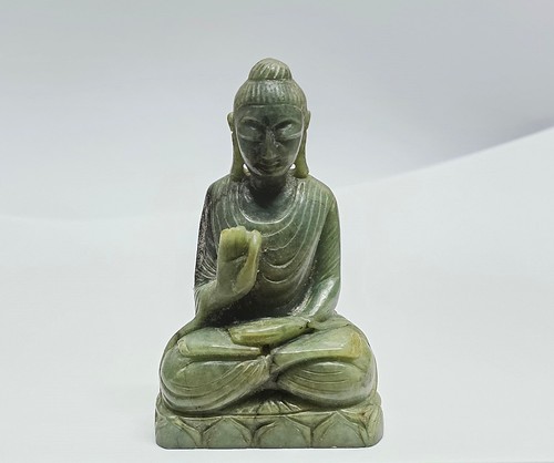 Buddha aus jade jadeit - aus,