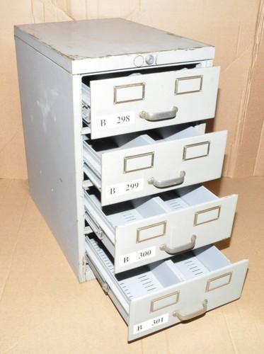 Schubladenschrank - , /