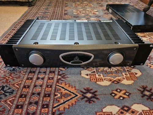 Behringer reference amplifier - reference,