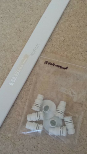 Abdeckleiste und - ,