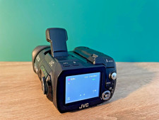 JVC GZ MC500E - 3-CCD Camcorder - gebraucht - voll funktionsfähig