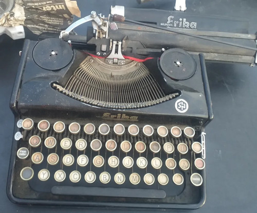Schreibmaschine marke erika - schreibmaschine, in
