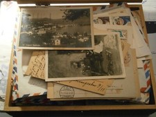 Holzkiste mit älteren