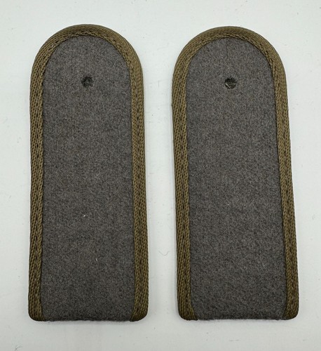 Pair east german field - east,