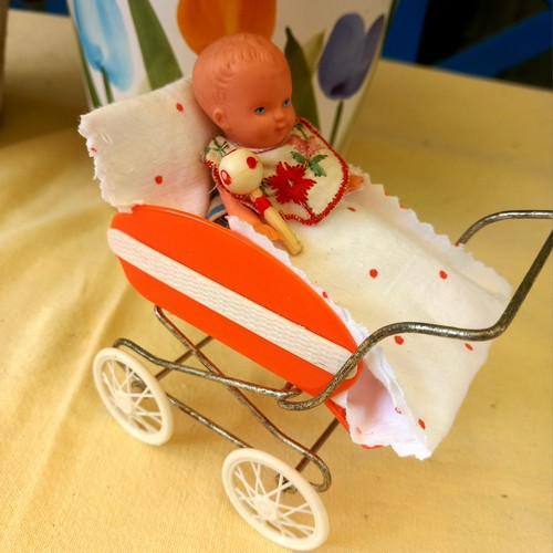 Kleiner puppen kinderwagen - kleiner, puppen-kinderwagen