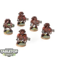 Space Marines - 5 Devastator Squad - grundiert