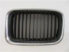 BMW E36 Niere vorne Links innen Schwarz 51138122237