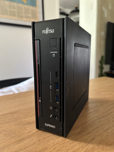 Fujitsu esprimo q957 mini - esprimo,