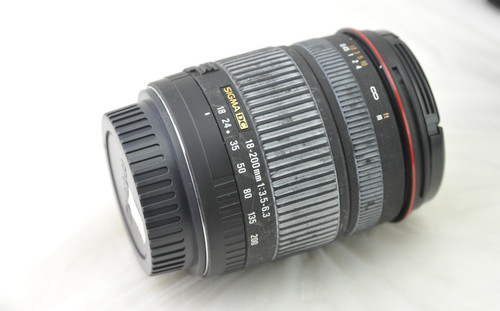 Sigma 200mm 6 dc - 18-200mm, f