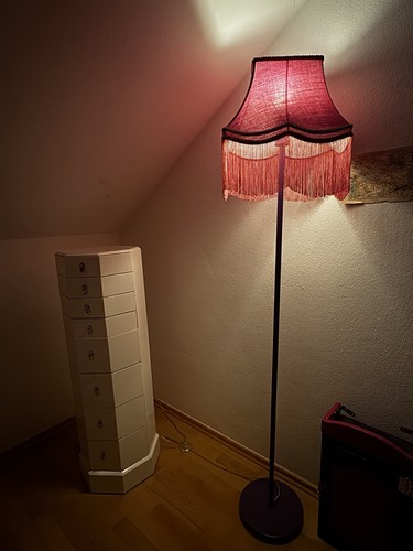 Kare vintage antik stehlampe - kare,