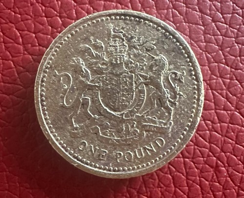 Münze one pound reg f - one,