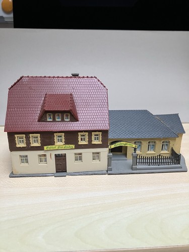 Gebäude gasthof drei - tt,