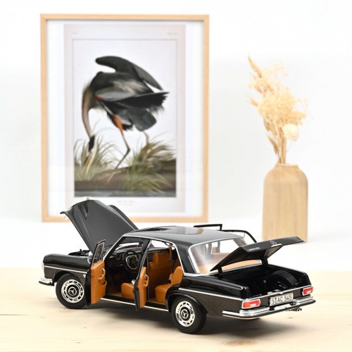 Norev mercedes 280se w108 - 1:18,