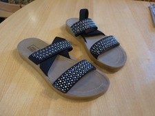 Easy Street Pantoletten / Schlappen / Sandalen schwarz mit Glitzersteinen Gr. 38