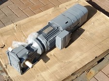 SEW Getriebemotor K47 DRN90L4/BE2HF/ASB4/TH/XV2A r/min1461/56 1.5kW i25,91