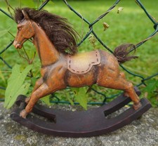 Antikes kleines Schaukelpferdchen aus Holz - Schaukelpferd für Puppenstube o.ä.