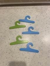 Haba Kleiderbügel Holz 5 Stück Grün Blau Schrank Kleidung Puppe Lilli Fee - TOP