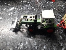 Siku  - Fendt Traktor + Frontschaufel + Anhänger, ca 32 cm lang funktionsfähig