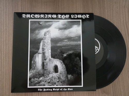 Drowning the light - drowning,