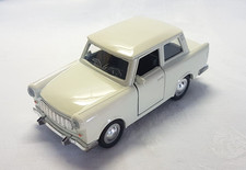 Trabant Trabbi DDR 1989 mit Rückzugmotor Weiß Elfenbein ohne OVP