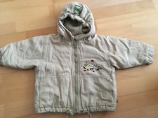 Jacke Gr. 80 beige Kapuze Reißverschluss Tunnelzug unten Katzen Stickerei Baumw