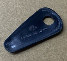 Mercedes W114 W115 Unterlage Gummi Dichtung Tür Griff Öffner Rechts 1157660205