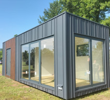 8x3 Moderne Container