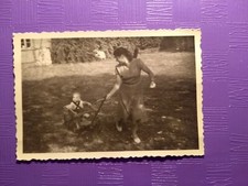 Photo old antique woman boy