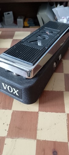 Vox v847a wah pedal - vox,