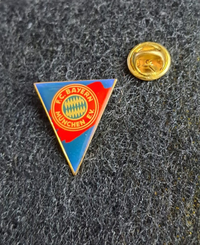Pin bayern münchen fcb - pin,