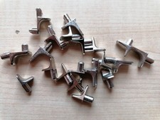 20 Stück verschiedene Regalbodenträger silberfarben Metall