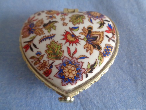 Vintage pillendose schmuckbox - pillendose,