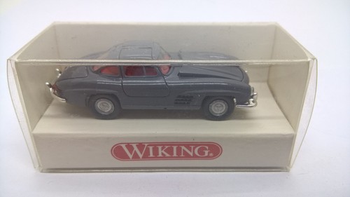 Wiking 833 mercedes 300 - 300, sl