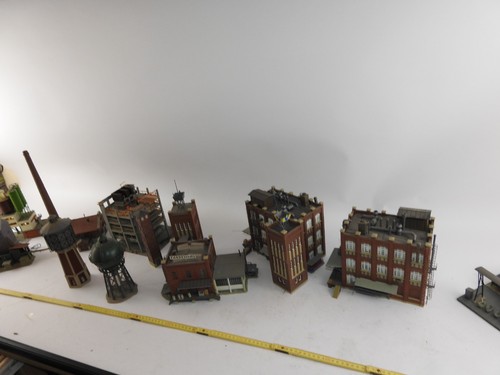 Mehrere gebäude fabrik - mehrere,