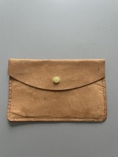 KLEINER EINFACHER LEDER BRUSTBEUTEL BRUSTTASCHE OHNE BAND