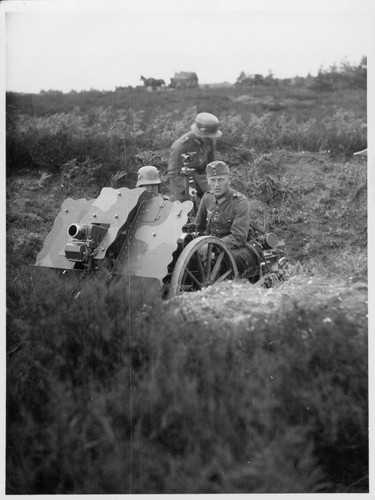 Wk2 foto photo - soldaten, helm