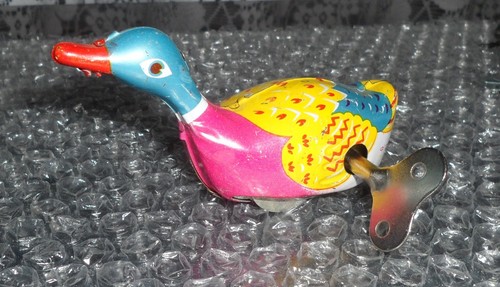 Blechspielzeug schwimmente - schwimmente, /