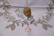 liegender barfuß original Singer Engel Jullar mit Buch