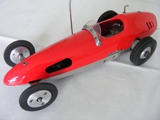 Russisches Fessel-Rennauto / Tether-Car mit 2,5ccm Dieselmotor