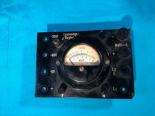 Prüfgerät Feldmeßgerät der Nachrichtentruppe der Wehrmacht, Front m. Instrument