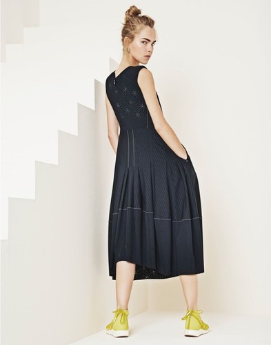 Kleid high tech - high,