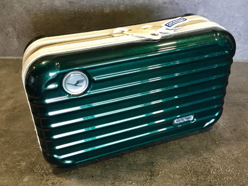 Rimowa lufthansa amenity kit - rimowa,