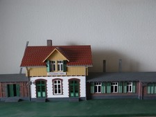 Bahnhof " STRASSBERG  " der