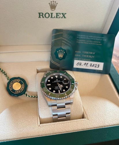 Rolex submariner date 126610lv - rolex,