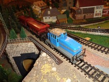 Märklin Konvolut Güterzug Diesellok DHG 500 + 2 Seitenentladewagen - ANALOG T90