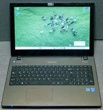 Akoya E6240T - 15,6 Zoll Touch-Screen - 480 GB SSD - 8 GB RAM - Win11