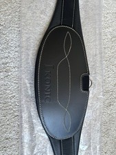 Spring-Sattelgurt von Ikonic