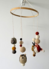 Mobile von Gry & Sif (Waldtiere, Filz aus reiner Schurwolle, neuwertig)